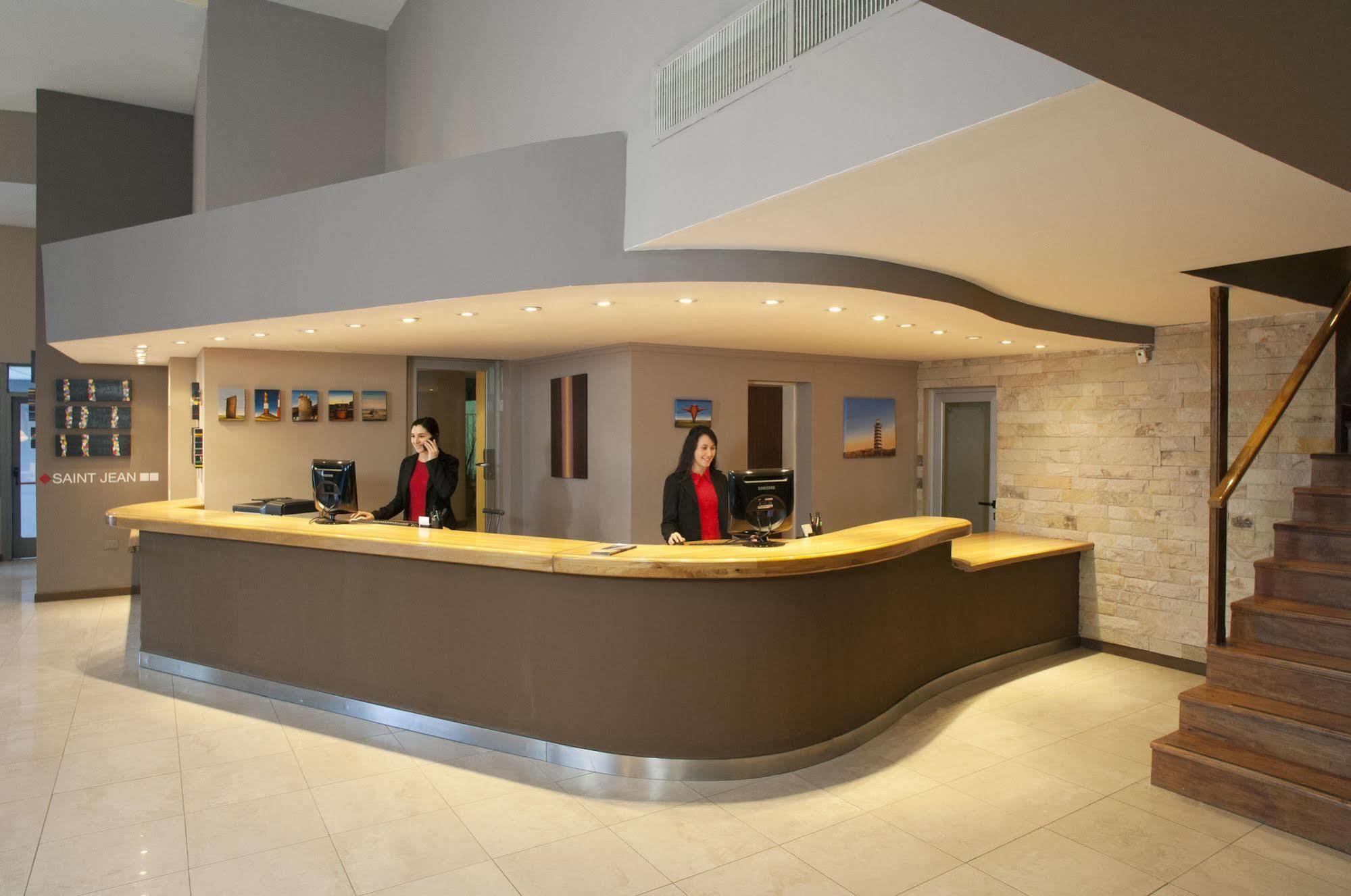 Hotel Piren Puerto Madryn Exterior foto